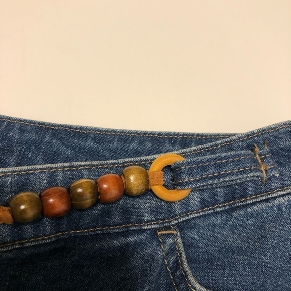 STYLE & Co Vtg Denim Capris with Leather and Wooden Beads at Waist Size 12P - Picture 4 of 12